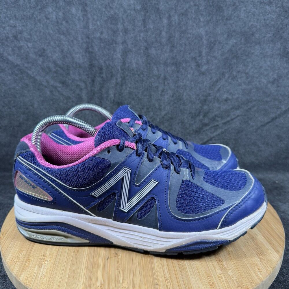 S New Balance 1540v2 Shoes Womens 9.5 Blue Sneakers Running Athletic Jogging